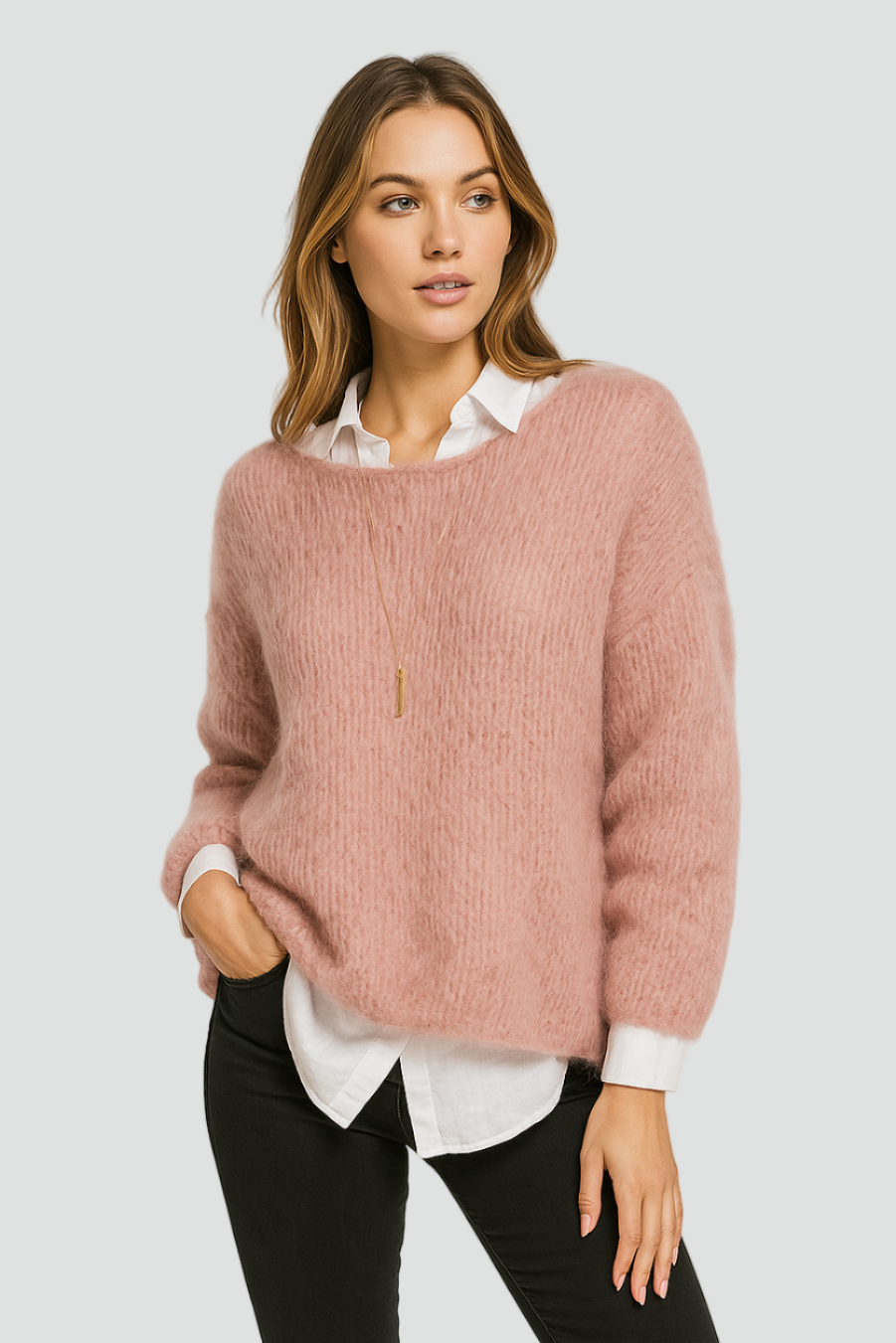 Ciepły Damski Sweter o Luźnym Kroju z Okrągłym Dekoltem