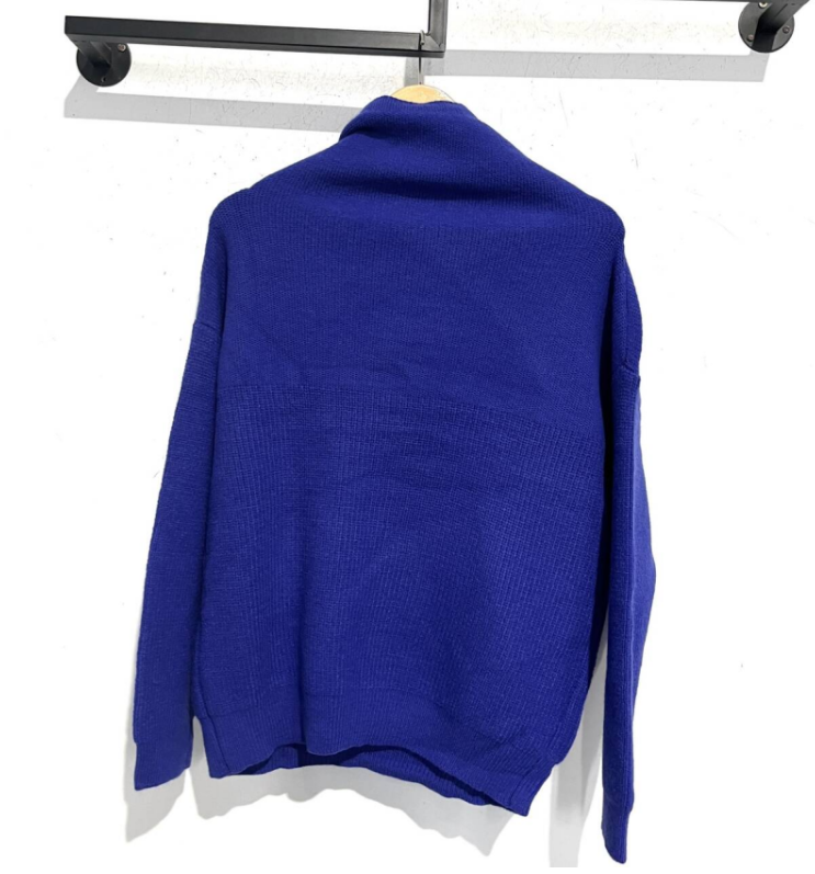 Miękka Dzianinowa Damska Bluza Oversize z Kapturem