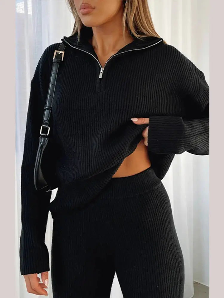 Wygodny Damski Dzianinowy Zestaw z Rozszerzanymi Spodniami i Swetrem na Zamek