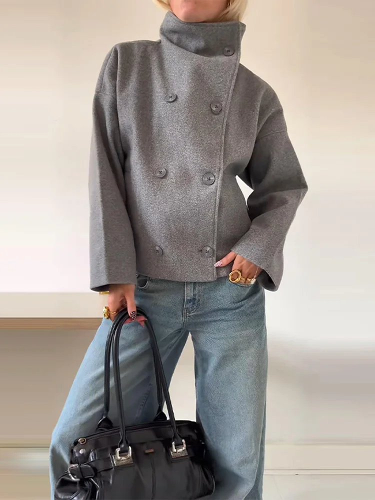 Stylowy Wełniany Płaszcz Damski Z Wysokim Kołnierzem I Podwójnymi Guzikami